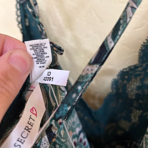 Victoria's Secret Forest Emerald Dark Green Slip Lingerie New With Tags (1403) - Picture 10 of 11